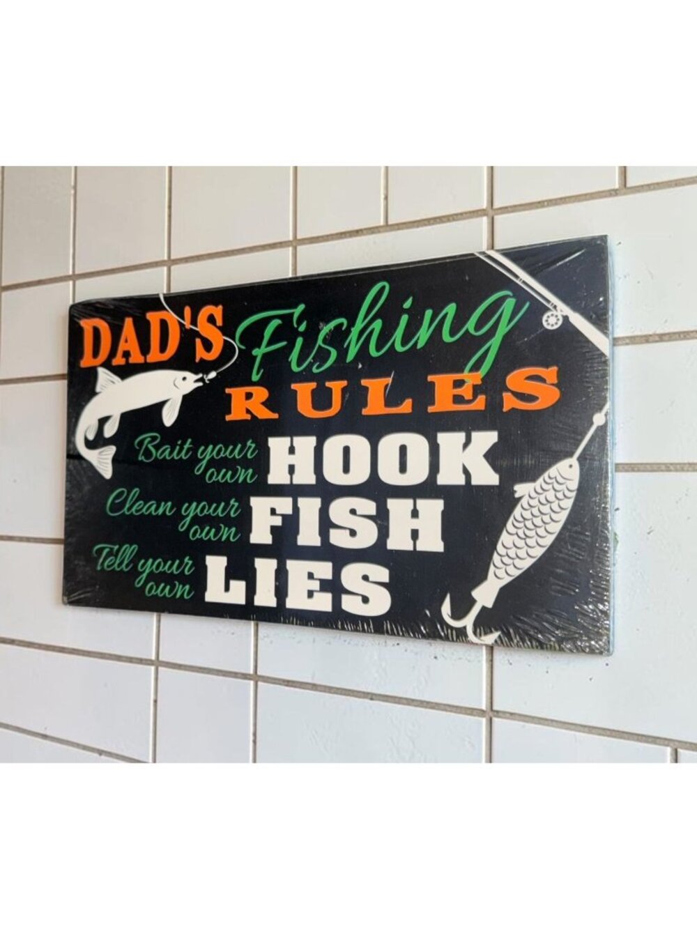 Man Cave Dads Fishing Rules Wall Sign With Fun Text & Graphics